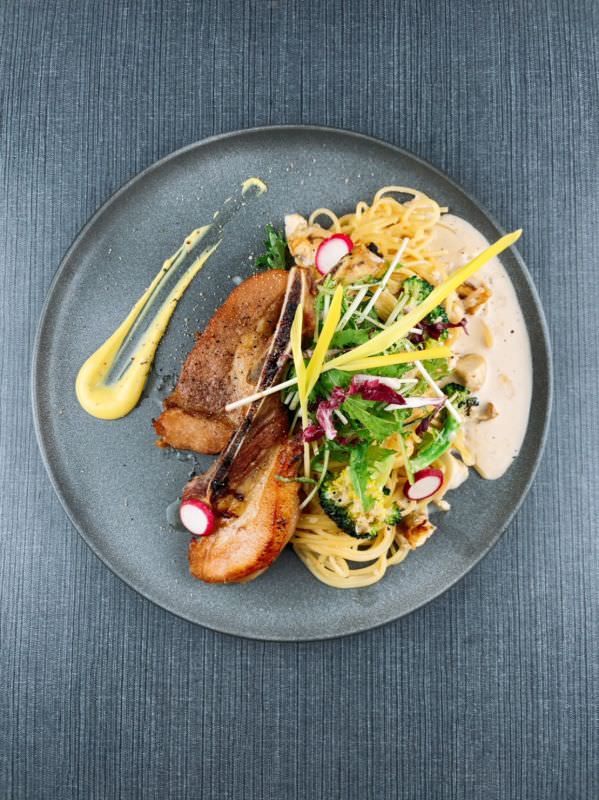 森林小徑大墩店享受美食